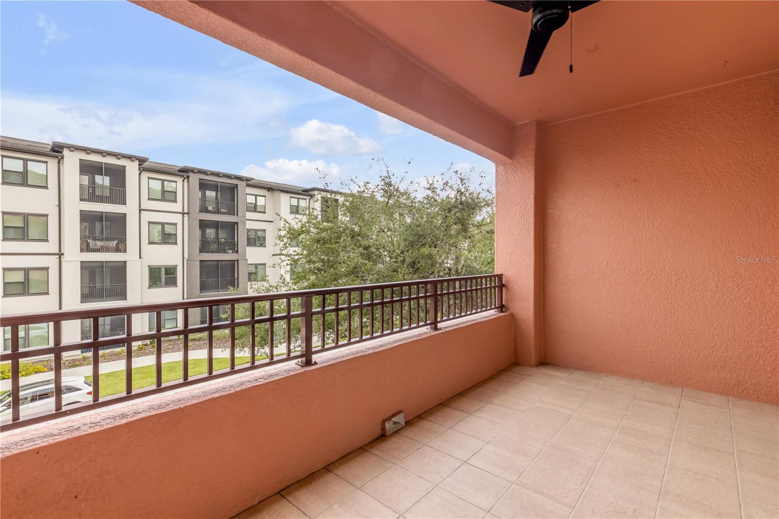 TUSCANY SQUARE 01 CONDO - Residential