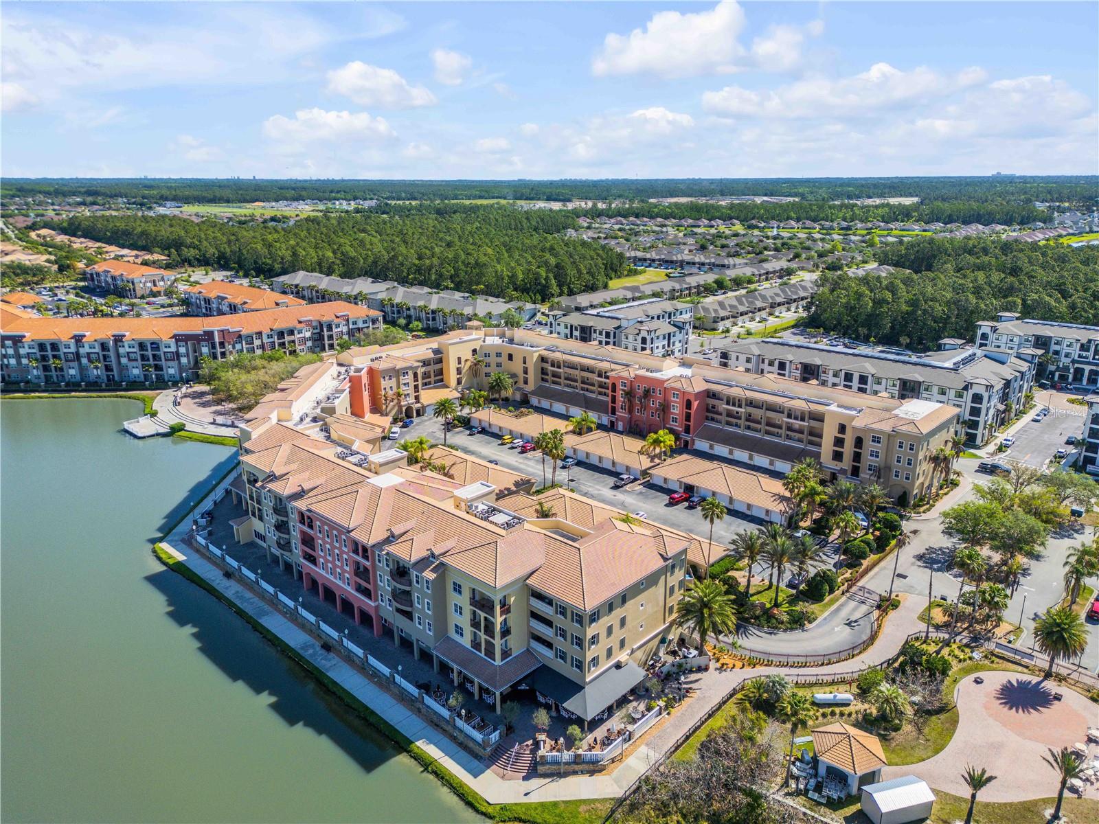 TUSCANY SQUARE 01 CONDO - Residential