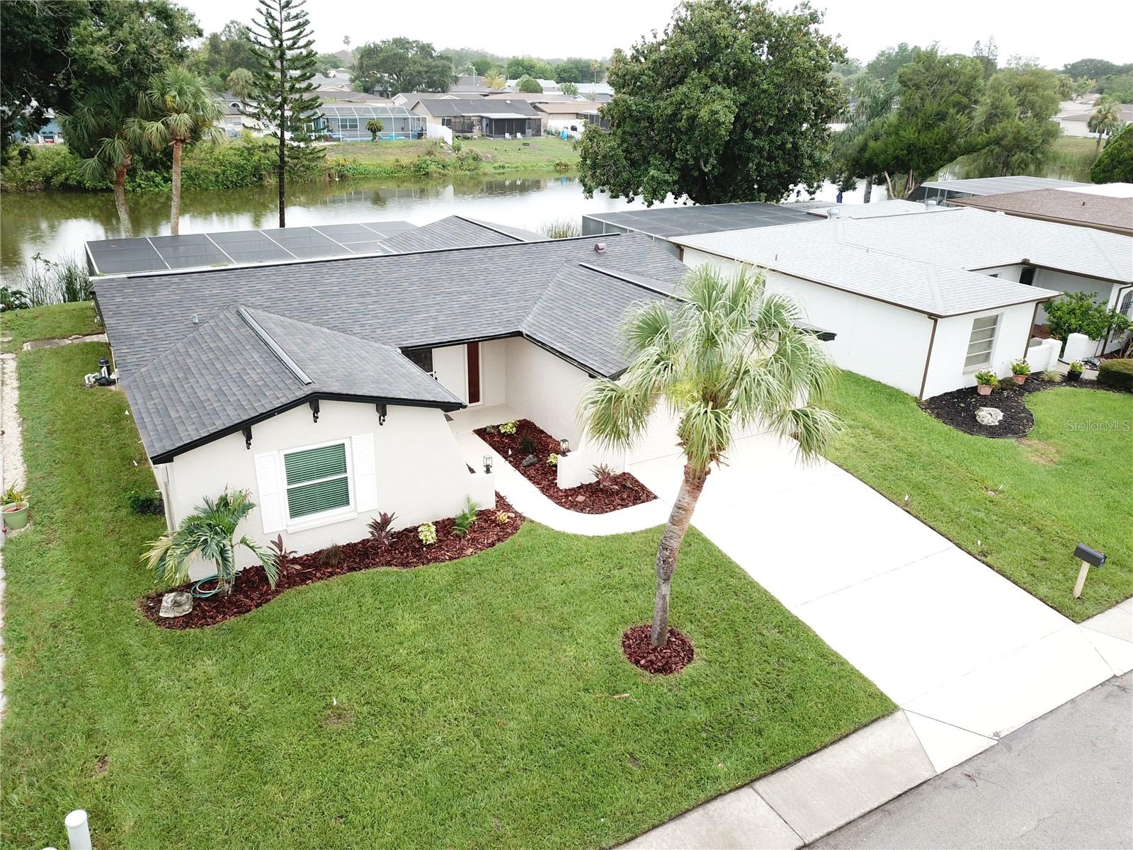THE LAKES - Residential