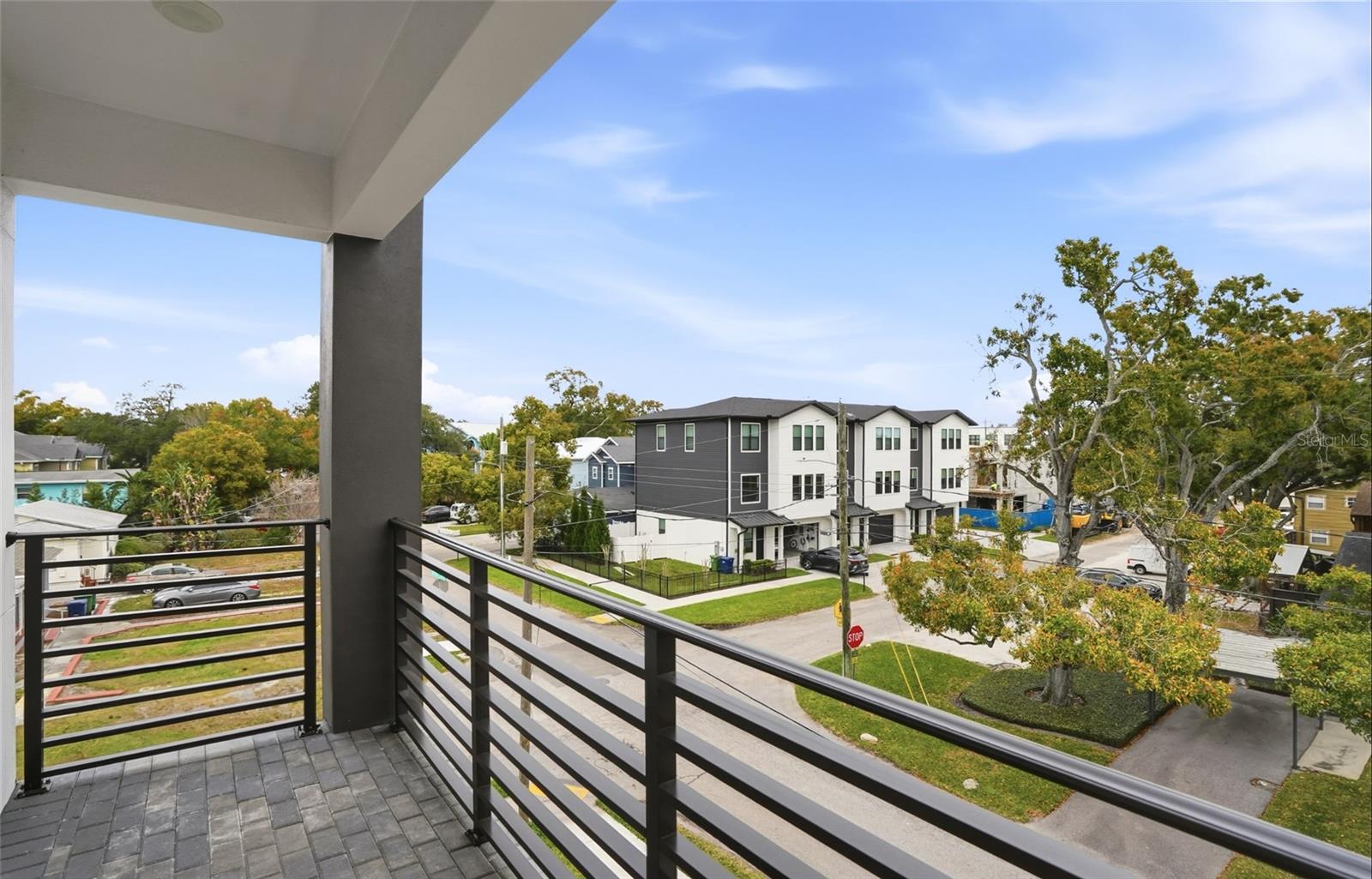 THE HARPER AND THE SAMSON - Residential Lease