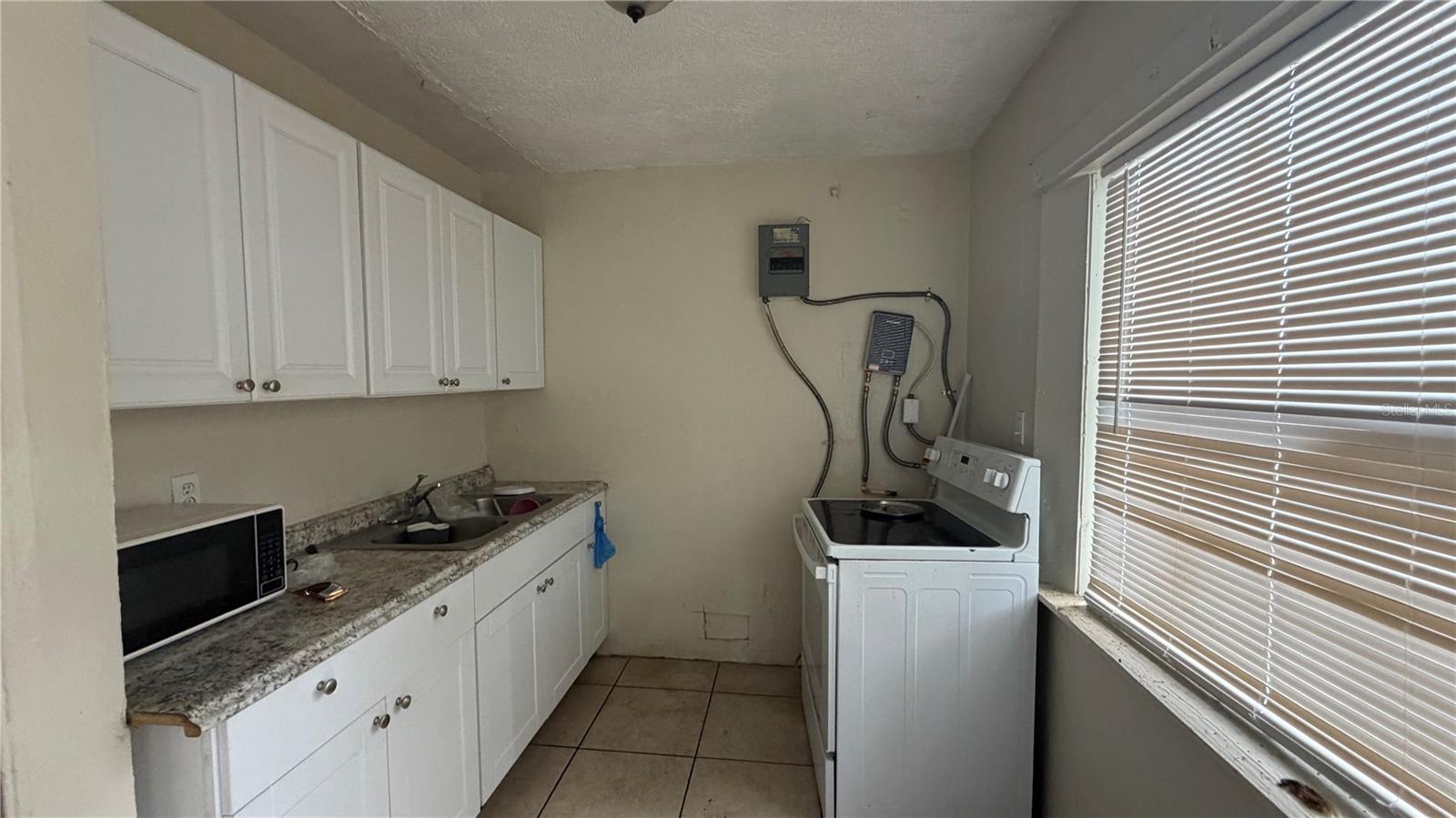 MORGANS ADD 01 - Residential Income