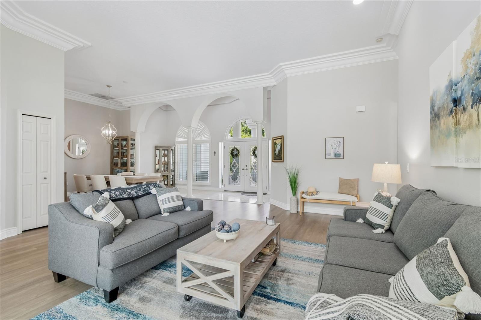 CRESCENT OAKS COUNTRY CLUB REGENCY PH 2 - Residential