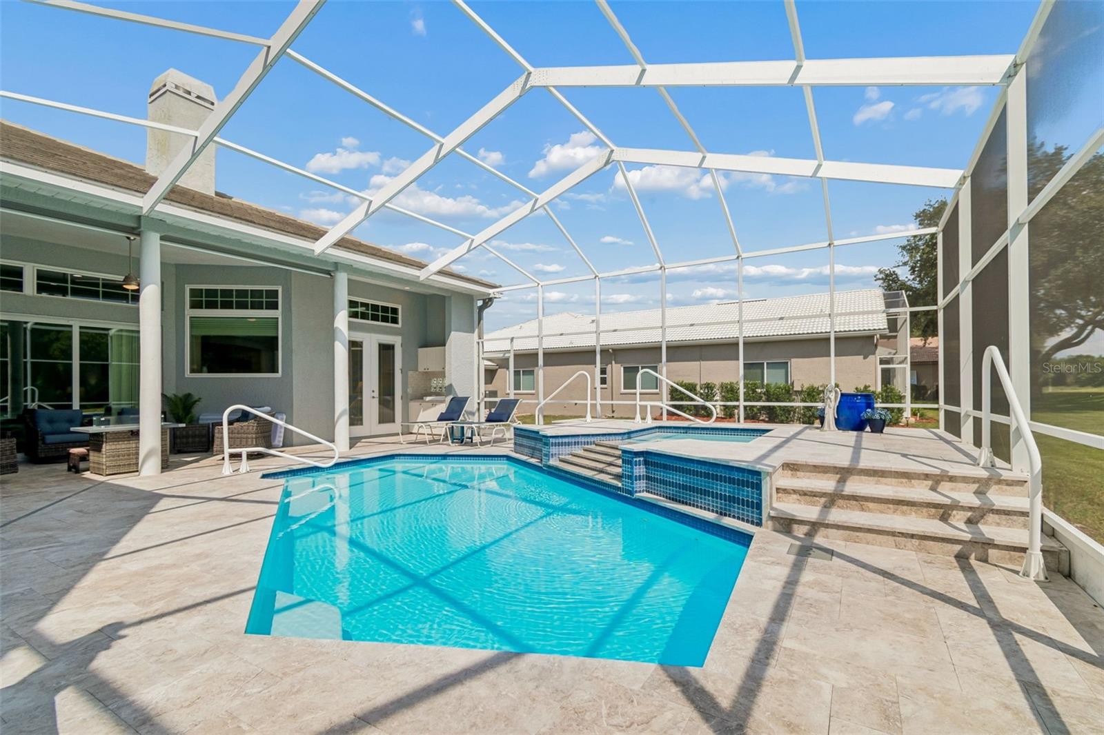 CRESCENT OAKS COUNTRY CLUB REGENCY PH 2 - Residential