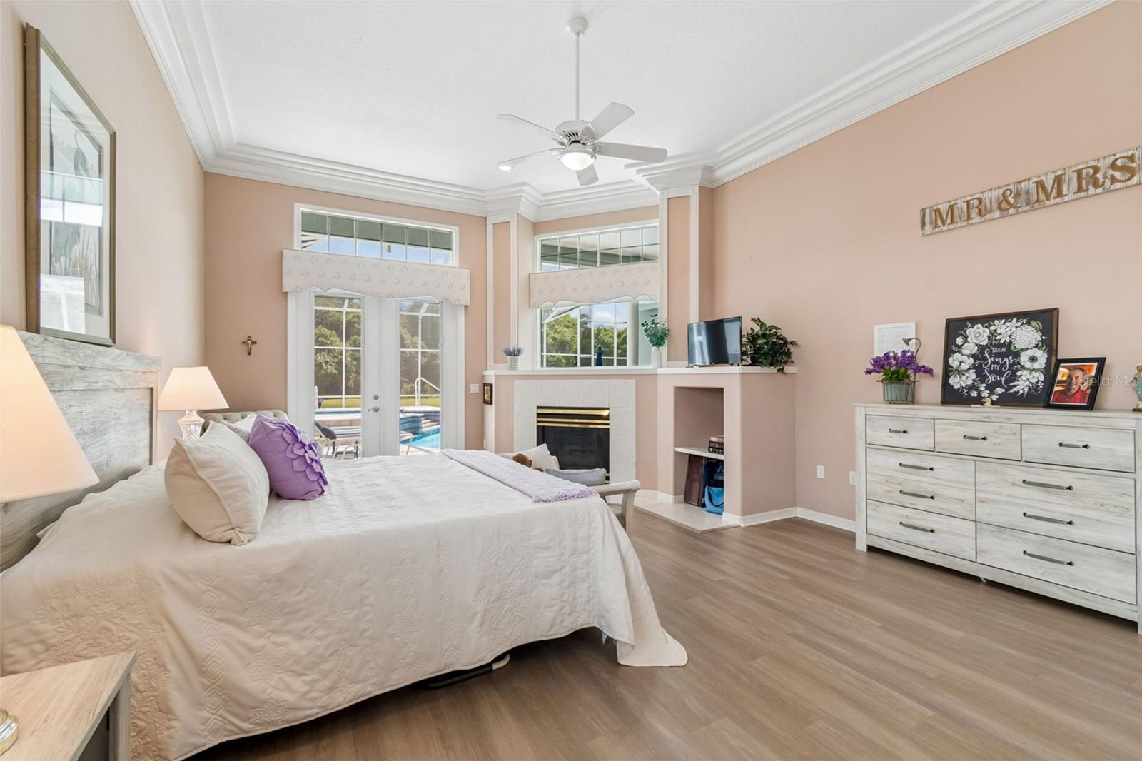 CRESCENT OAKS COUNTRY CLUB REGENCY PH 2 - Residential