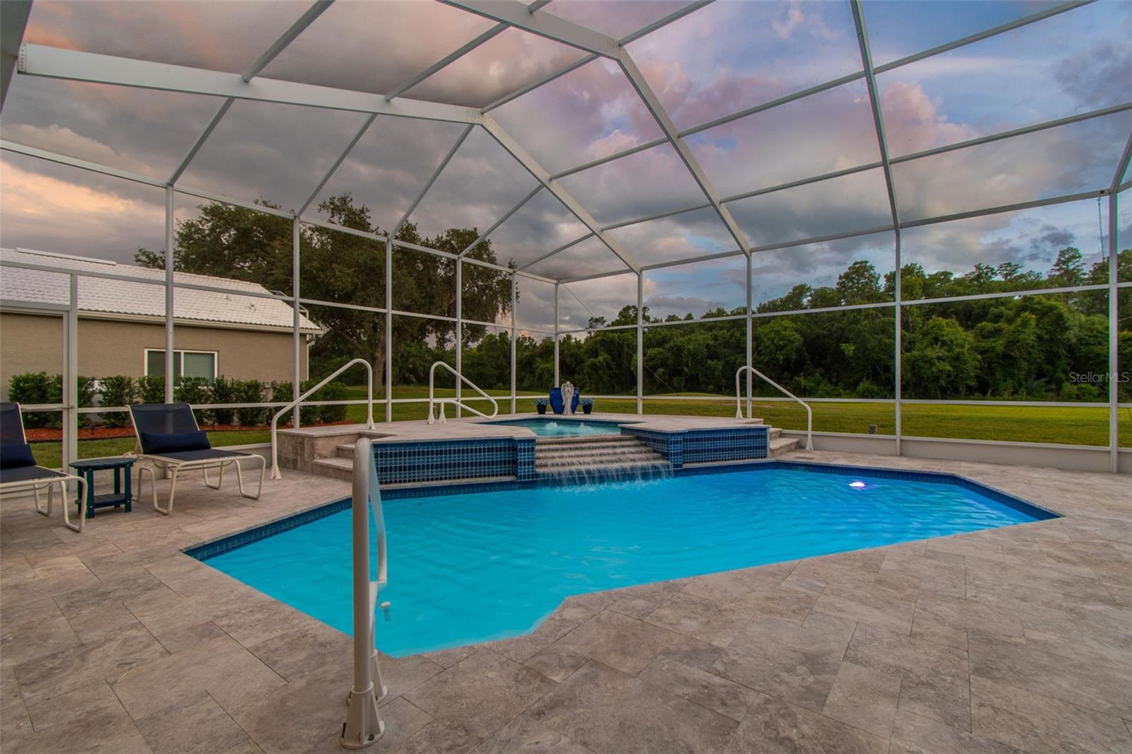 CRESCENT OAKS COUNTRY CLUB REGENCY PH 2 - Residential