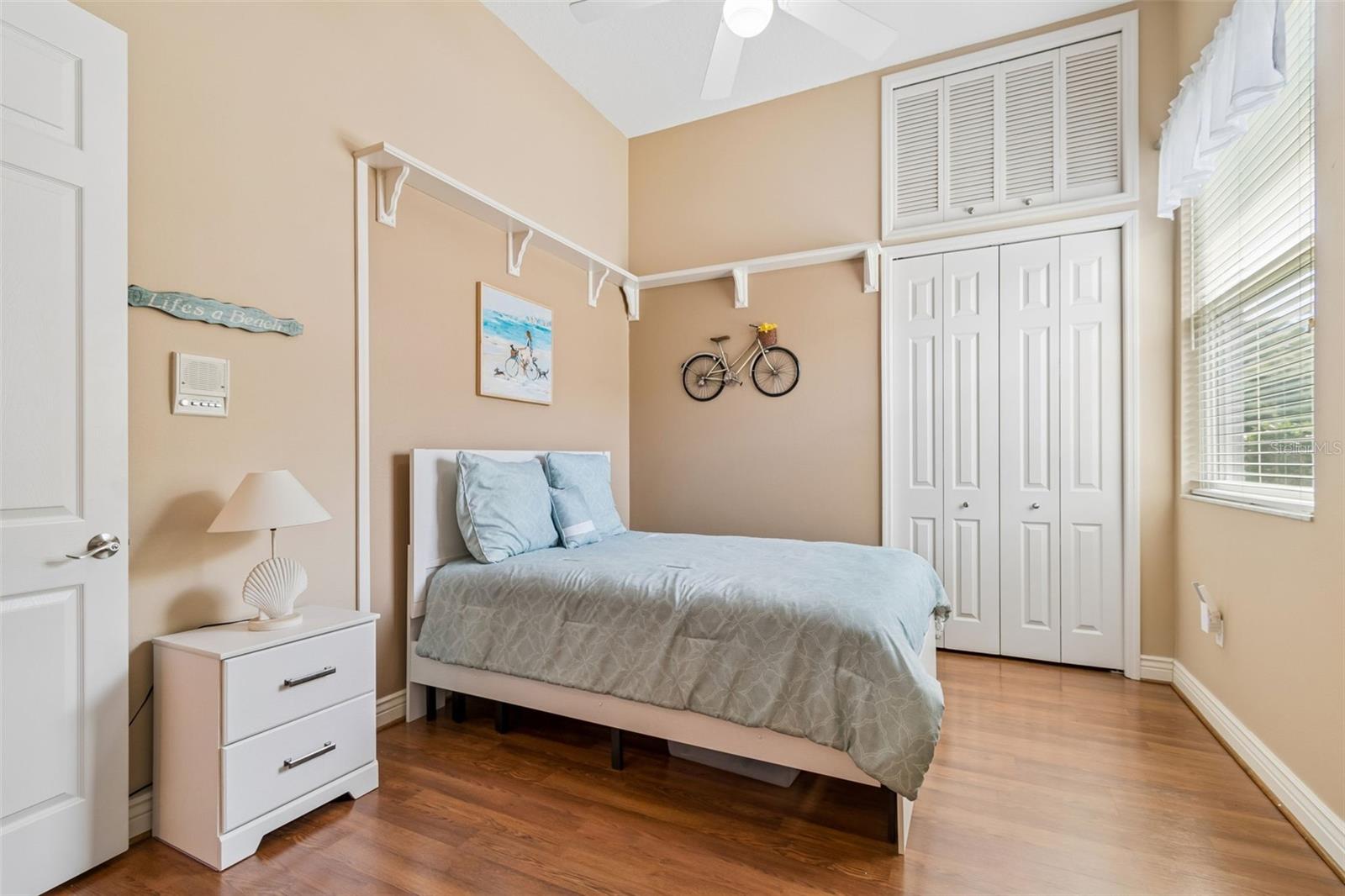 CRESCENT OAKS COUNTRY CLUB REGENCY PH 2 - Residential