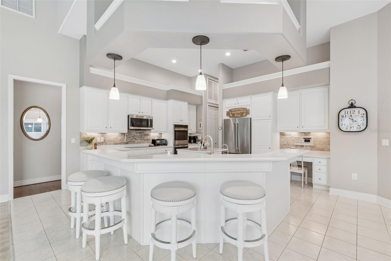 CRESCENT OAKS COUNTRY CLUB REGENCY PH 2 - Residential