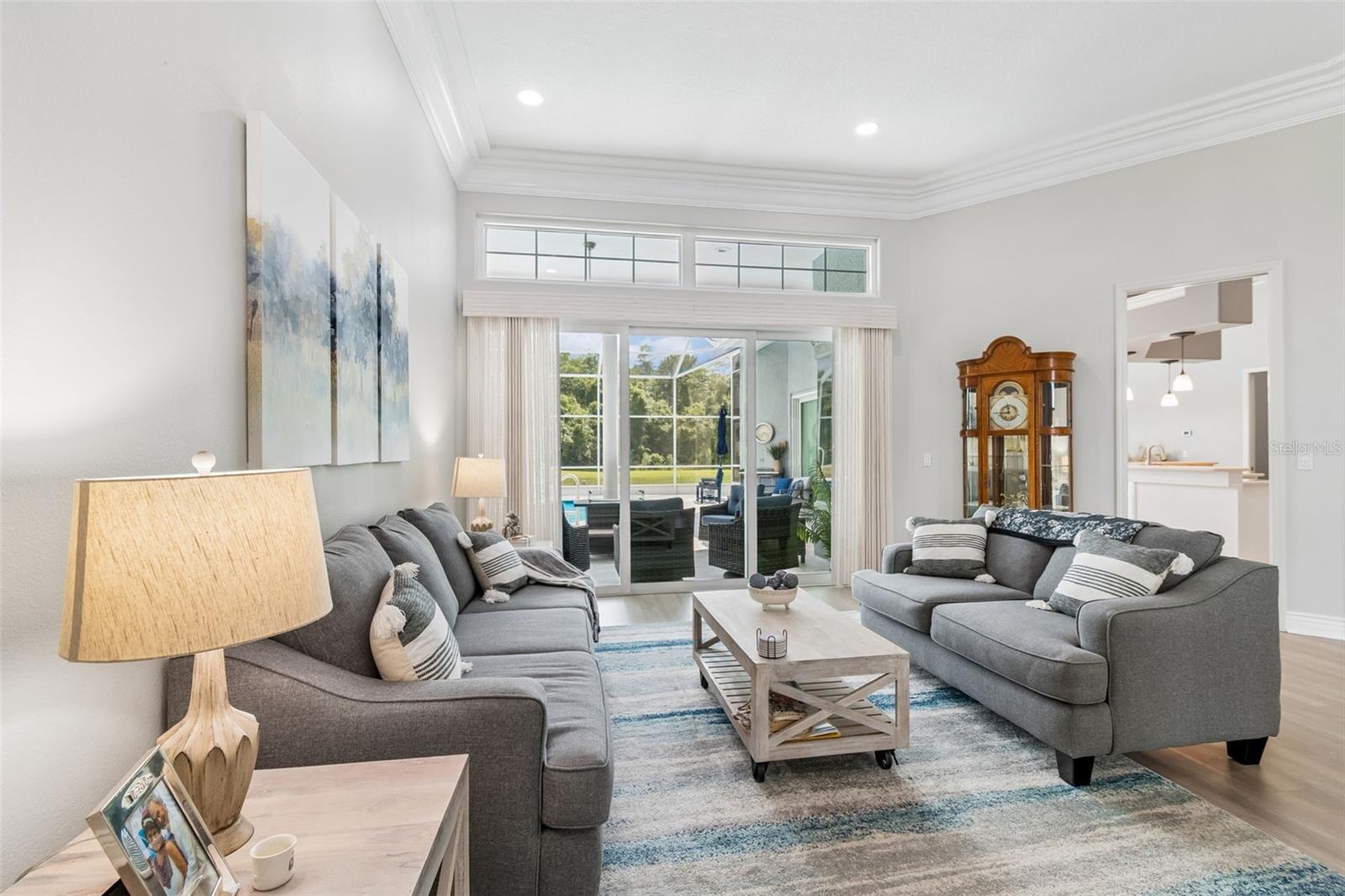 CRESCENT OAKS COUNTRY CLUB REGENCY PH 2 - Residential