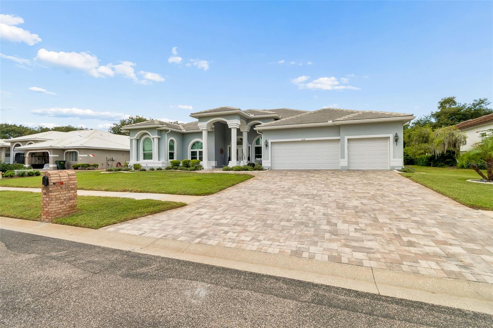 CRESCENT OAKS COUNTRY CLUB REGENCY PH 2 - Residential
