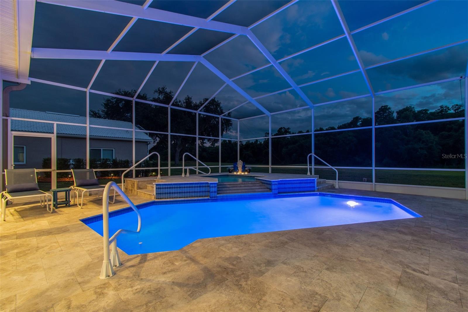 CRESCENT OAKS COUNTRY CLUB REGENCY PH 2 - Residential