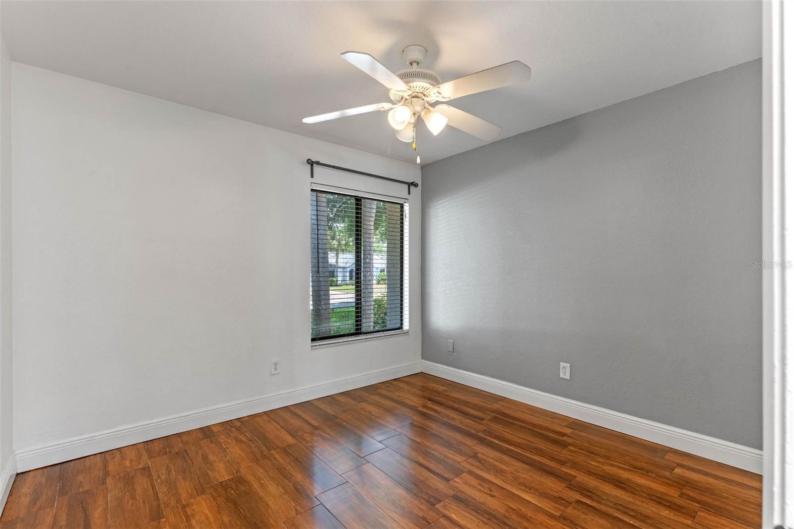 GREENWOOD LAKES - Residential