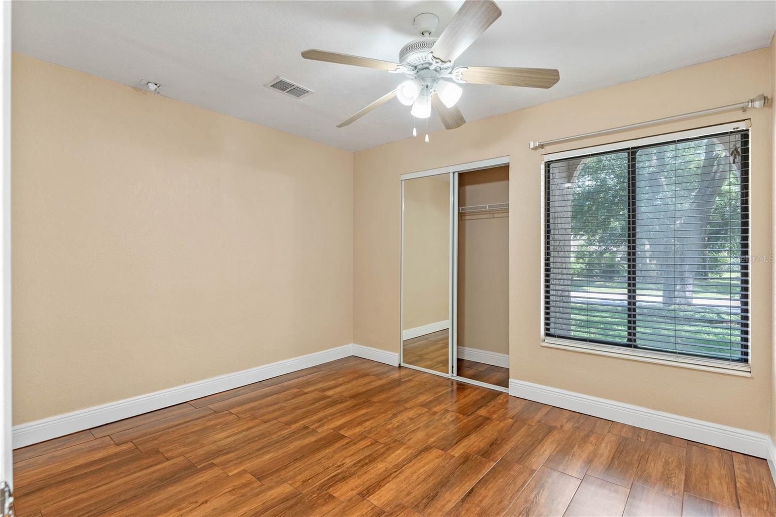 GREENWOOD LAKES - Residential