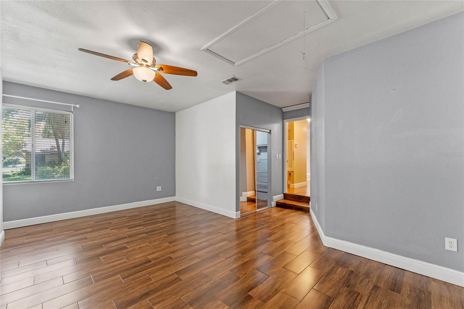 GREENWOOD LAKES - Residential