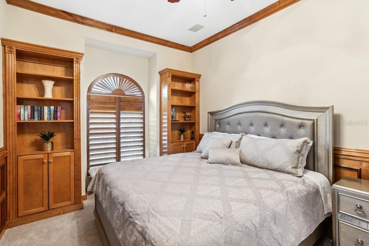 BAYOU CLUB ESTATES TR 5 PH 1 - Residential