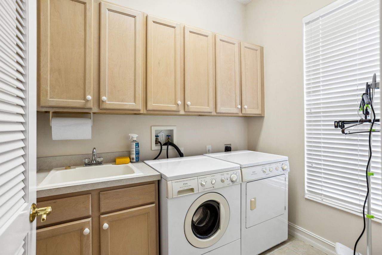 BAYOU CLUB ESTATES TR 5 PH 1 - Residential