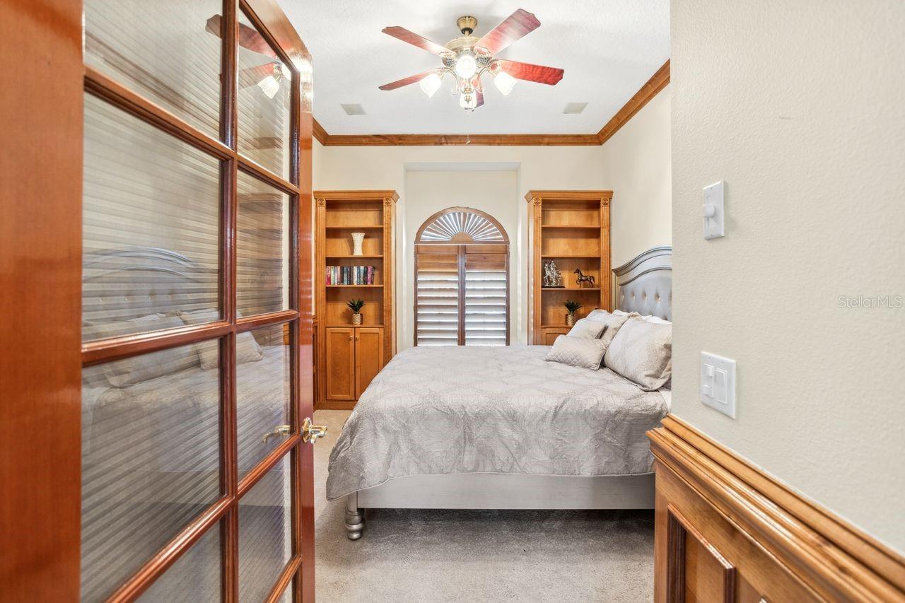BAYOU CLUB ESTATES TR 5 PH 1 - Residential