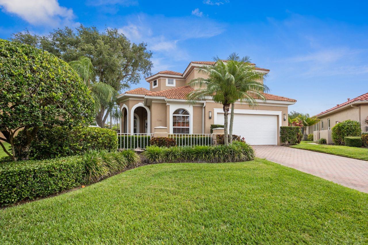 BAYOU CLUB ESTATES TR 5 PH 1 - Residential