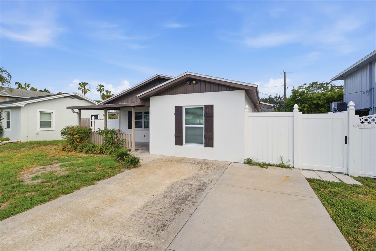 SHOREACRES CENTER - Residential