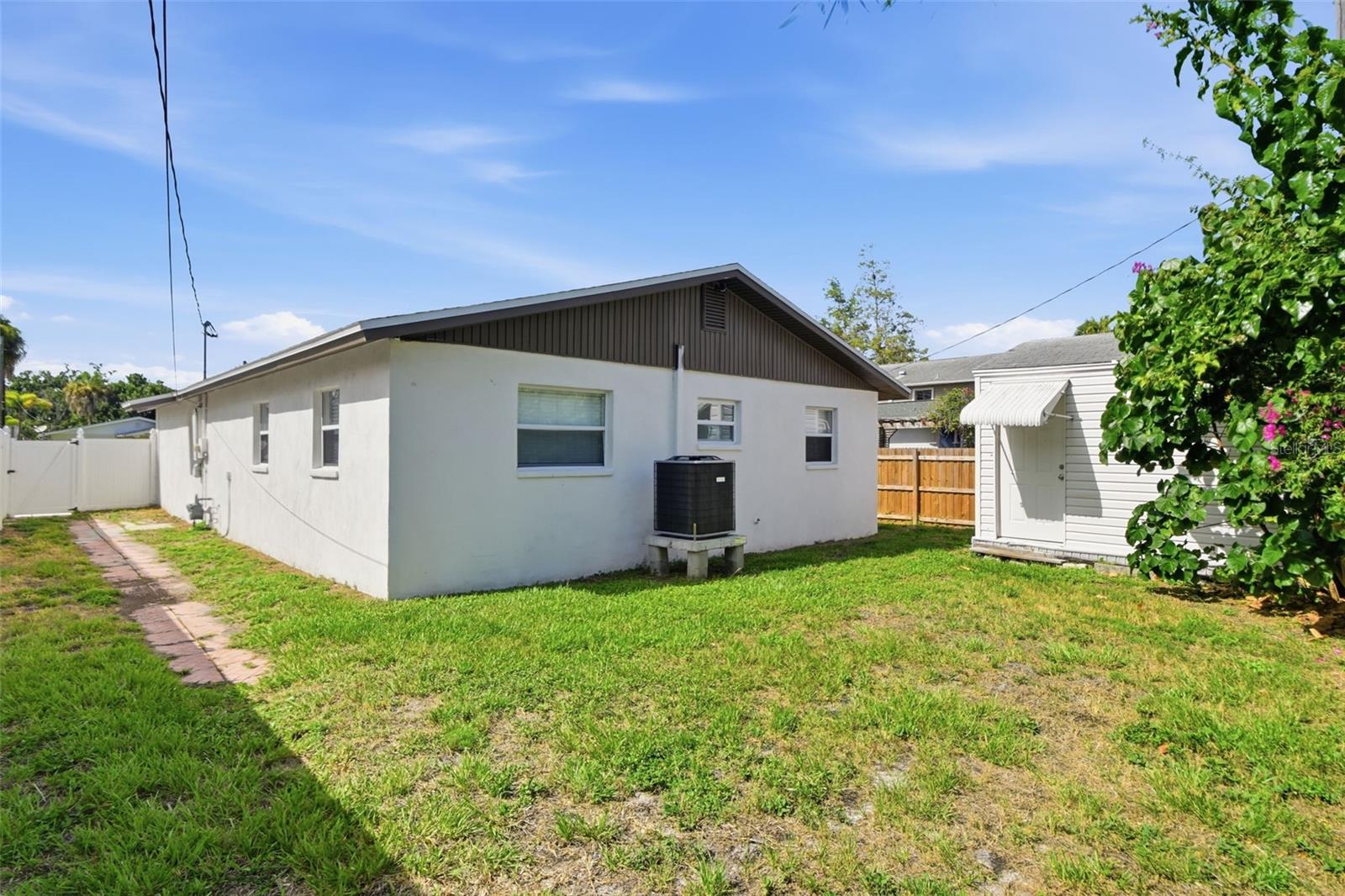 SHOREACRES CENTER - Residential