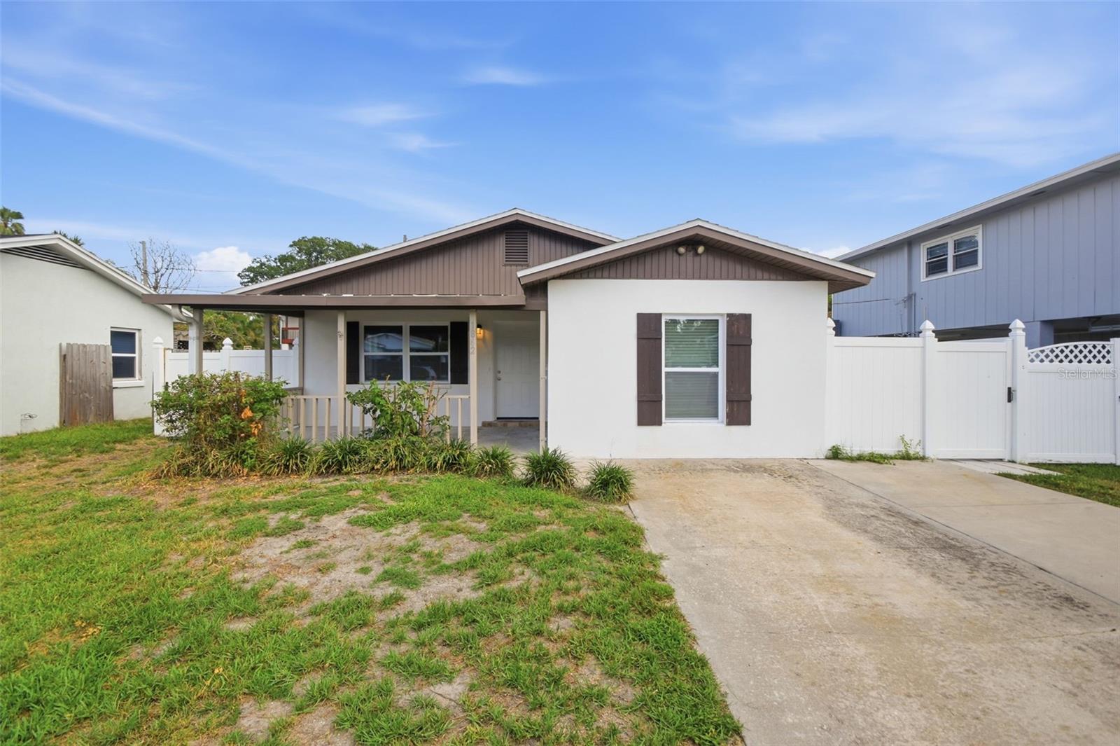 SHOREACRES CENTER - Residential