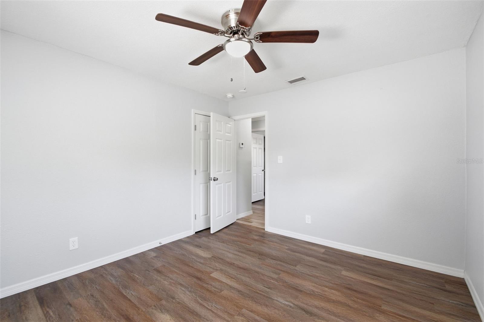SHOREACRES CENTER - Residential