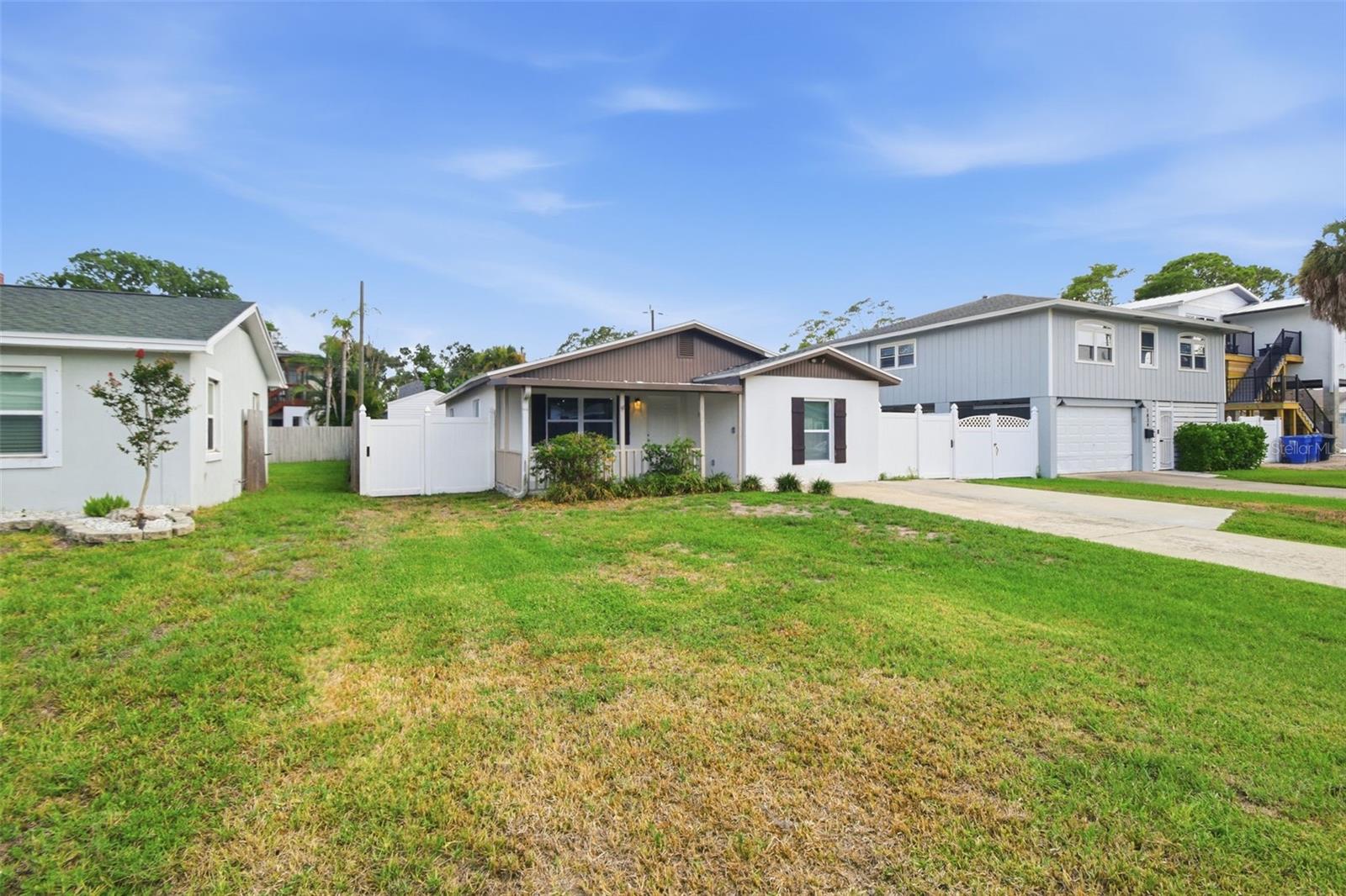 SHOREACRES CENTER - Residential