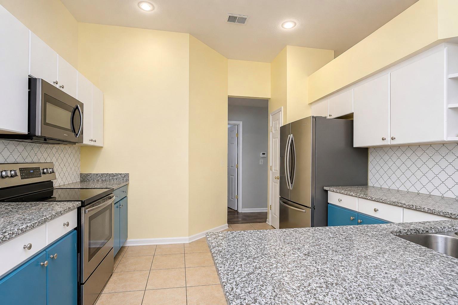 BLOOMINGDALE - Residential