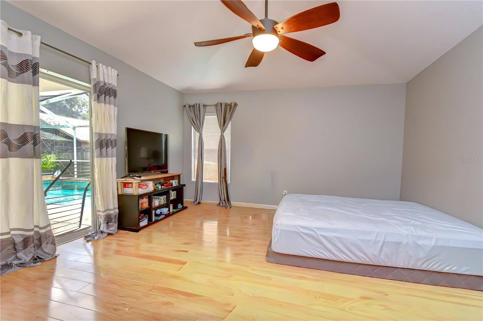 BLOOMINGDALE - Residential