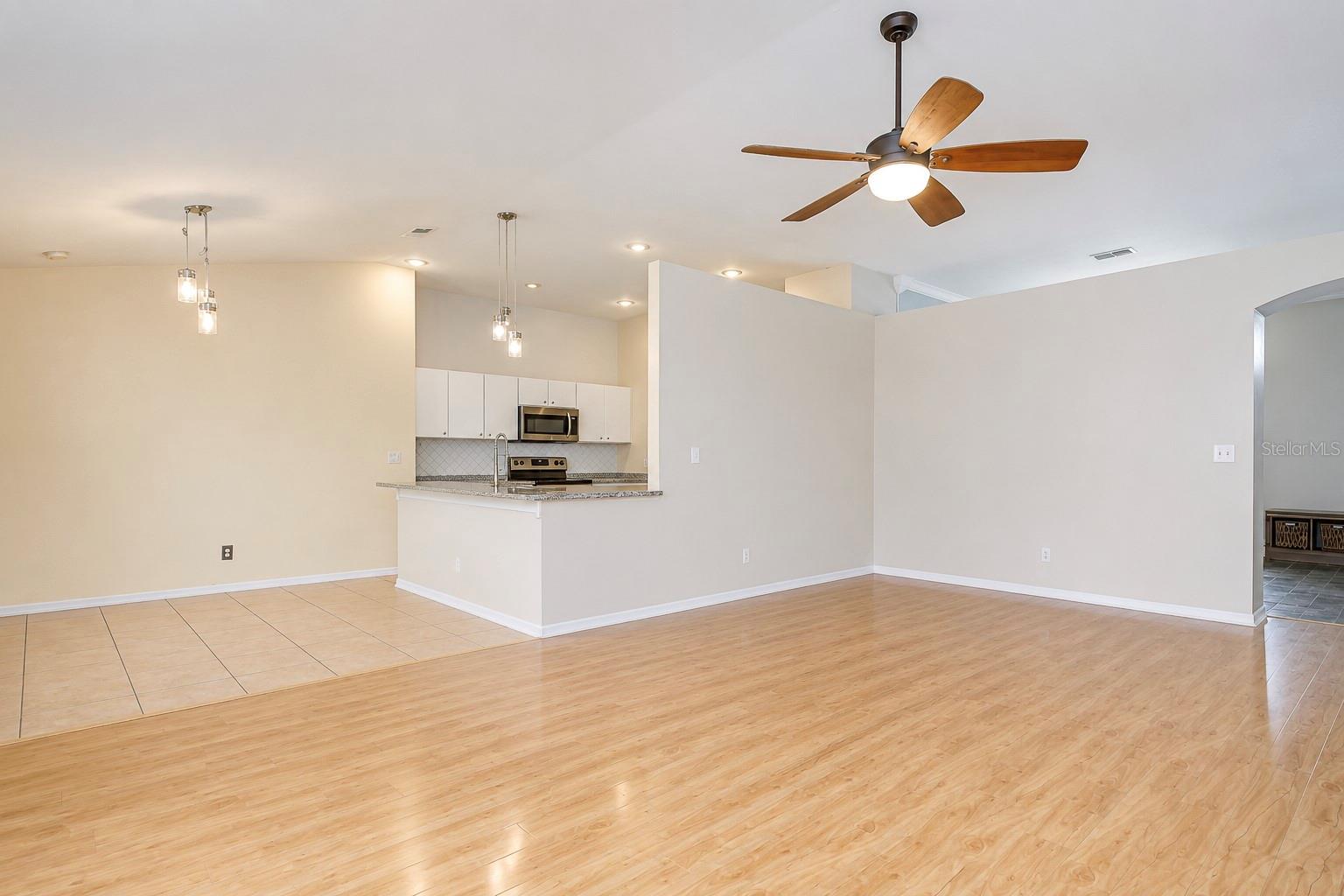 BLOOMINGDALE - Residential