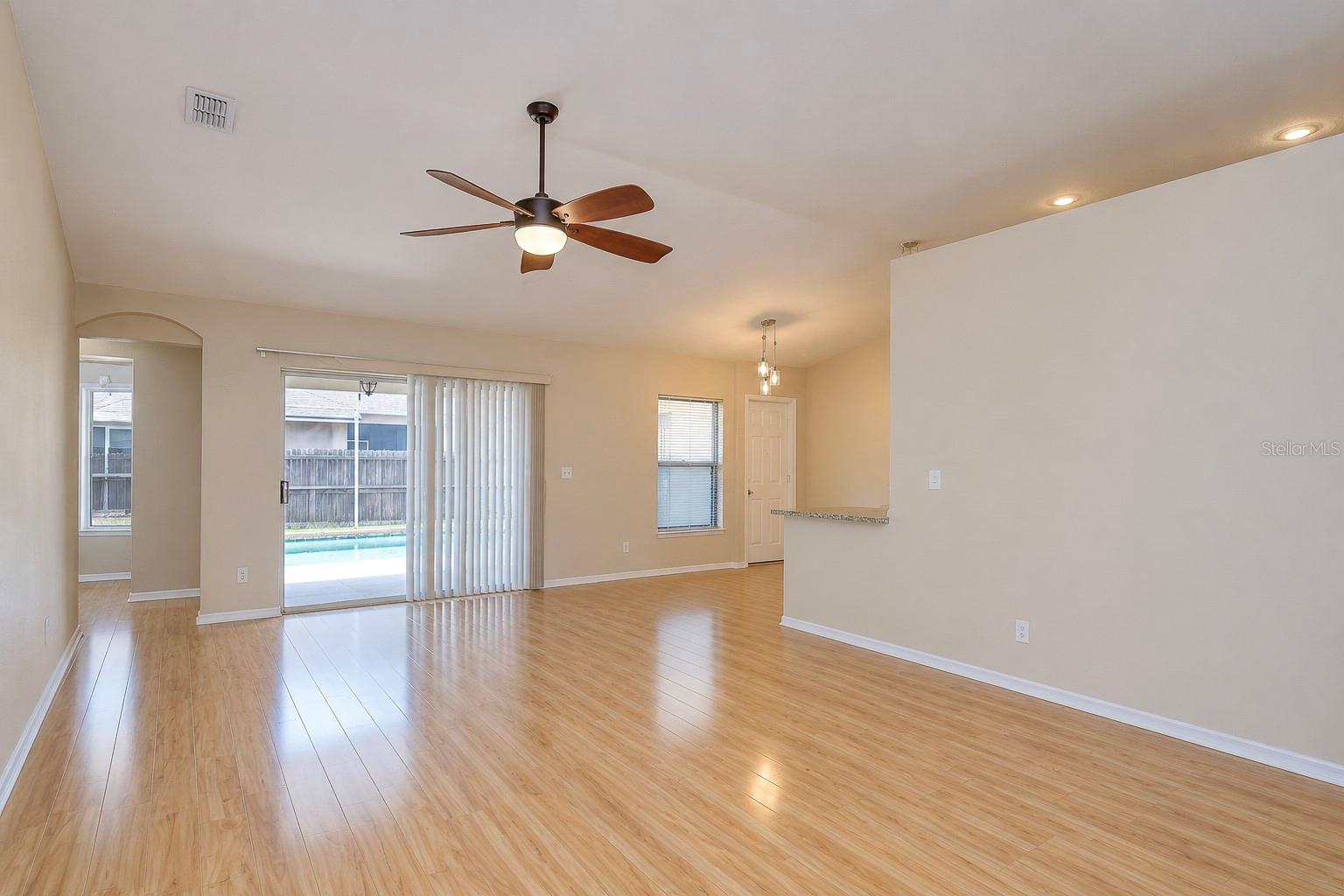 BLOOMINGDALE - Residential