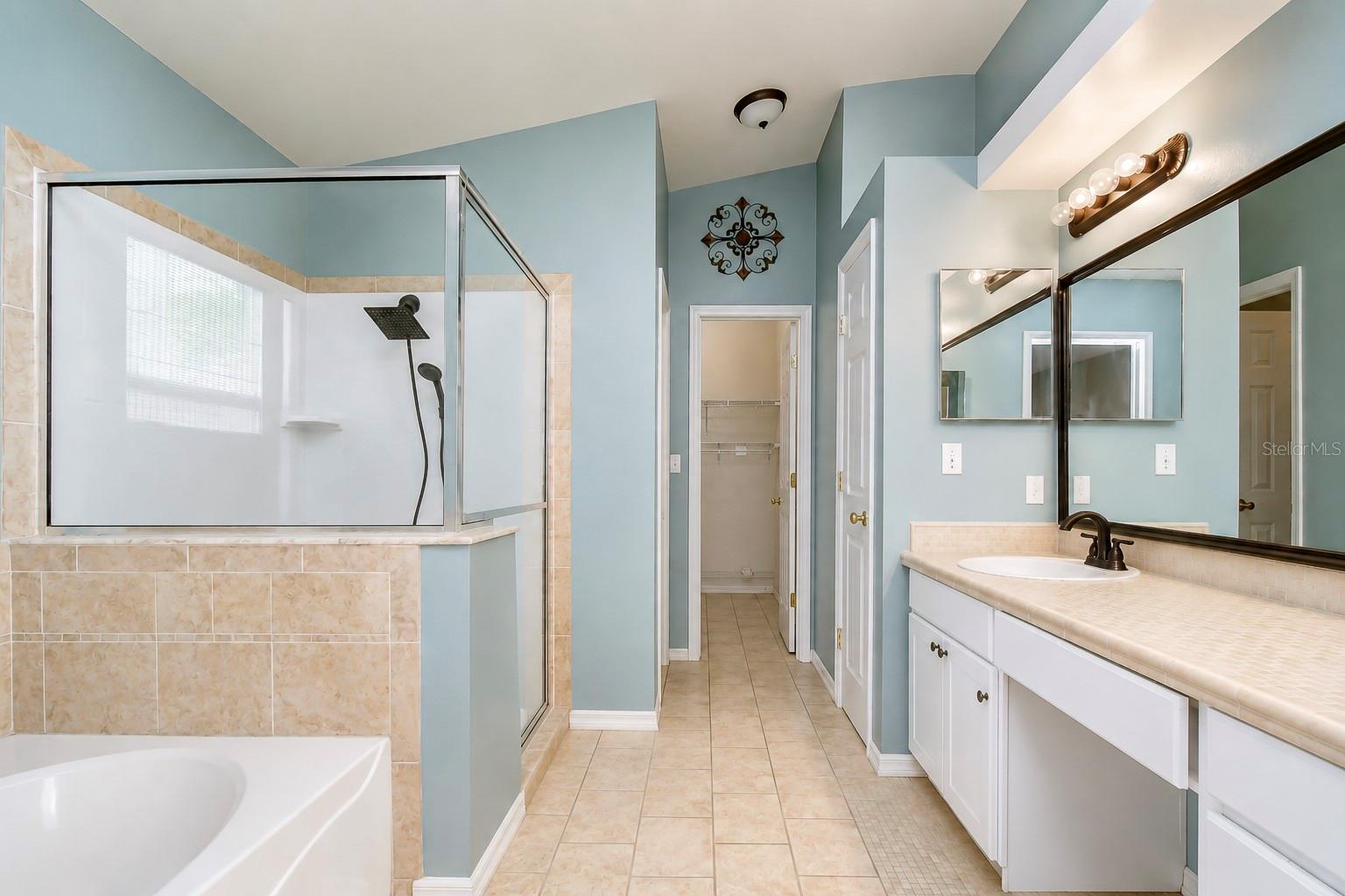 BLOOMINGDALE - Residential