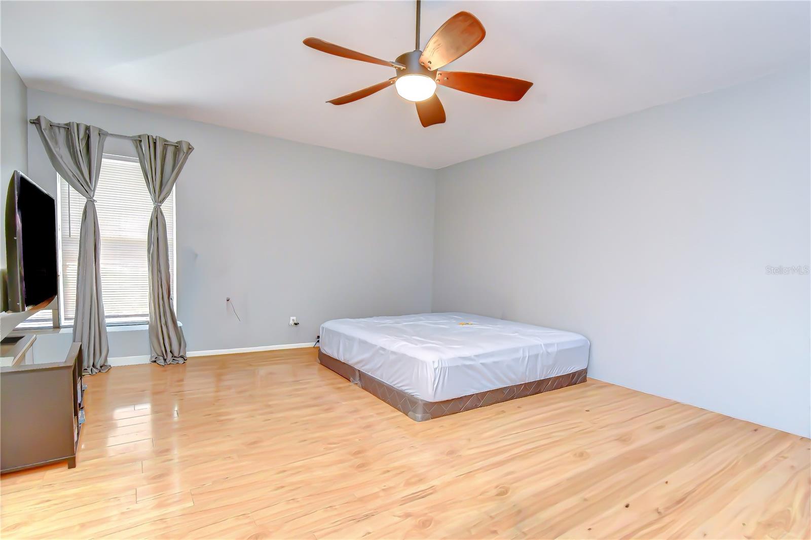BLOOMINGDALE - Residential
