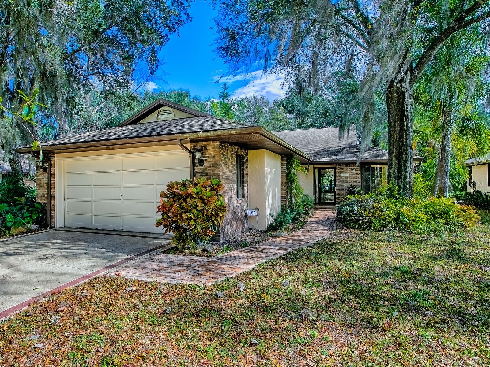WATERWOOD PATIO HOMES - Residential