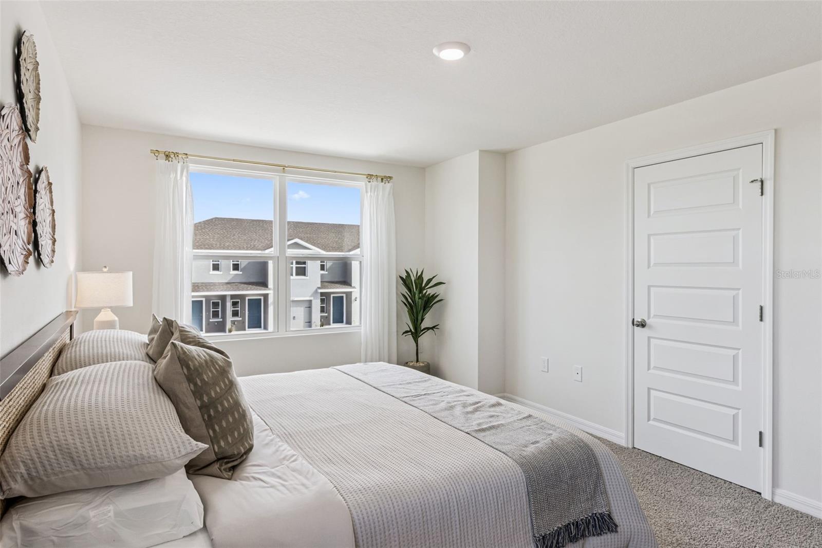 HAWTHORNE RANCH - Residential