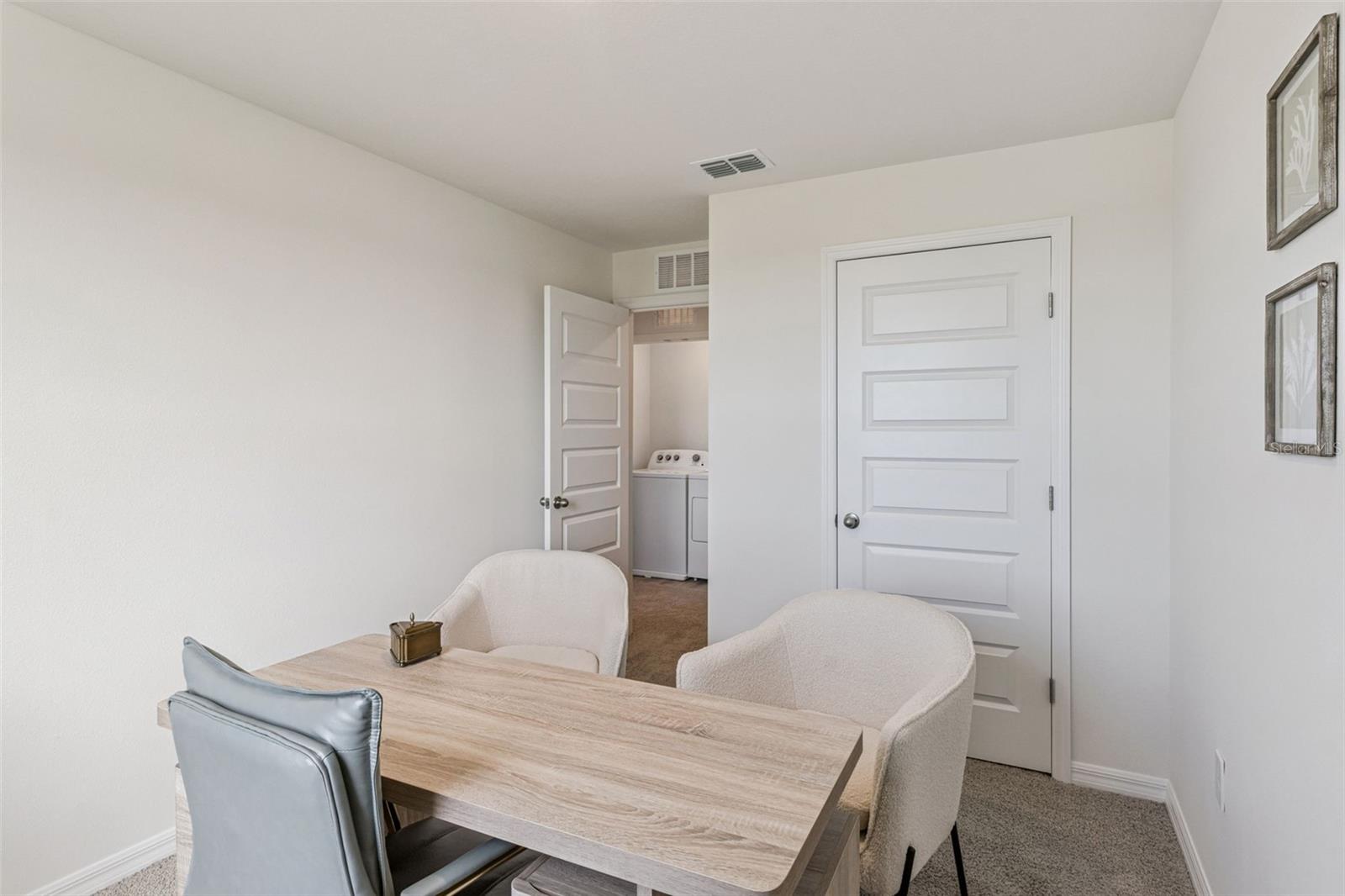 HAWTHORNE RANCH - Residential