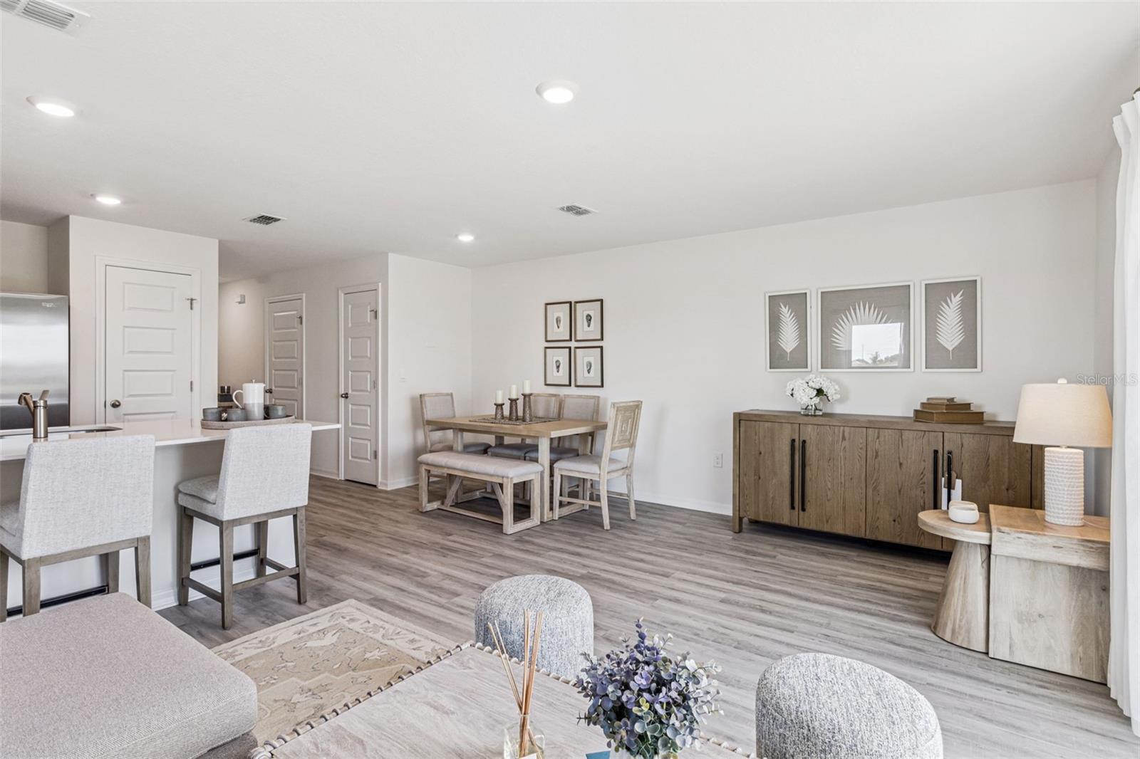 HAWTHORNE RANCH - Residential