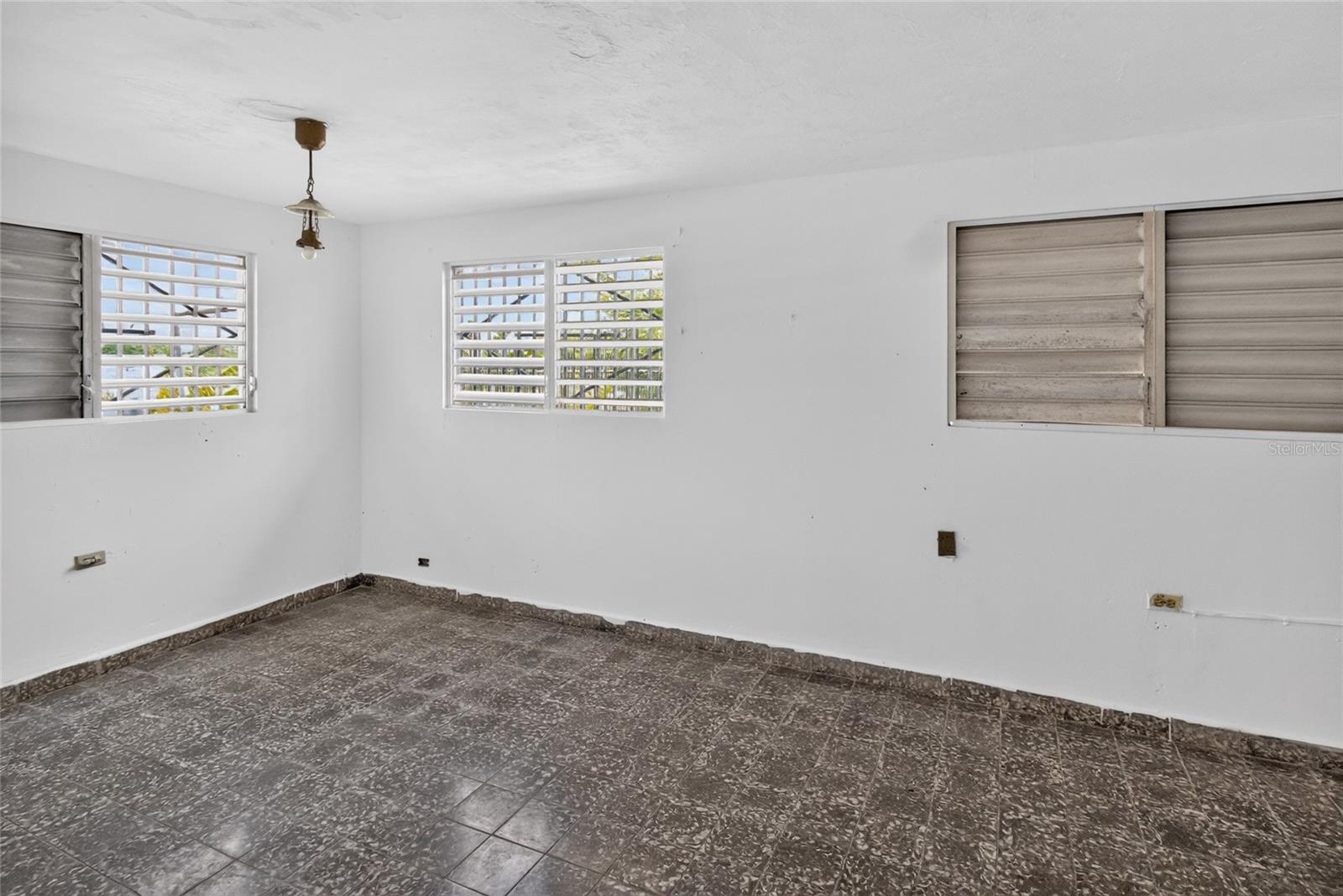 URBANIZACIÓN REPARTO MARQUEZ - Residential