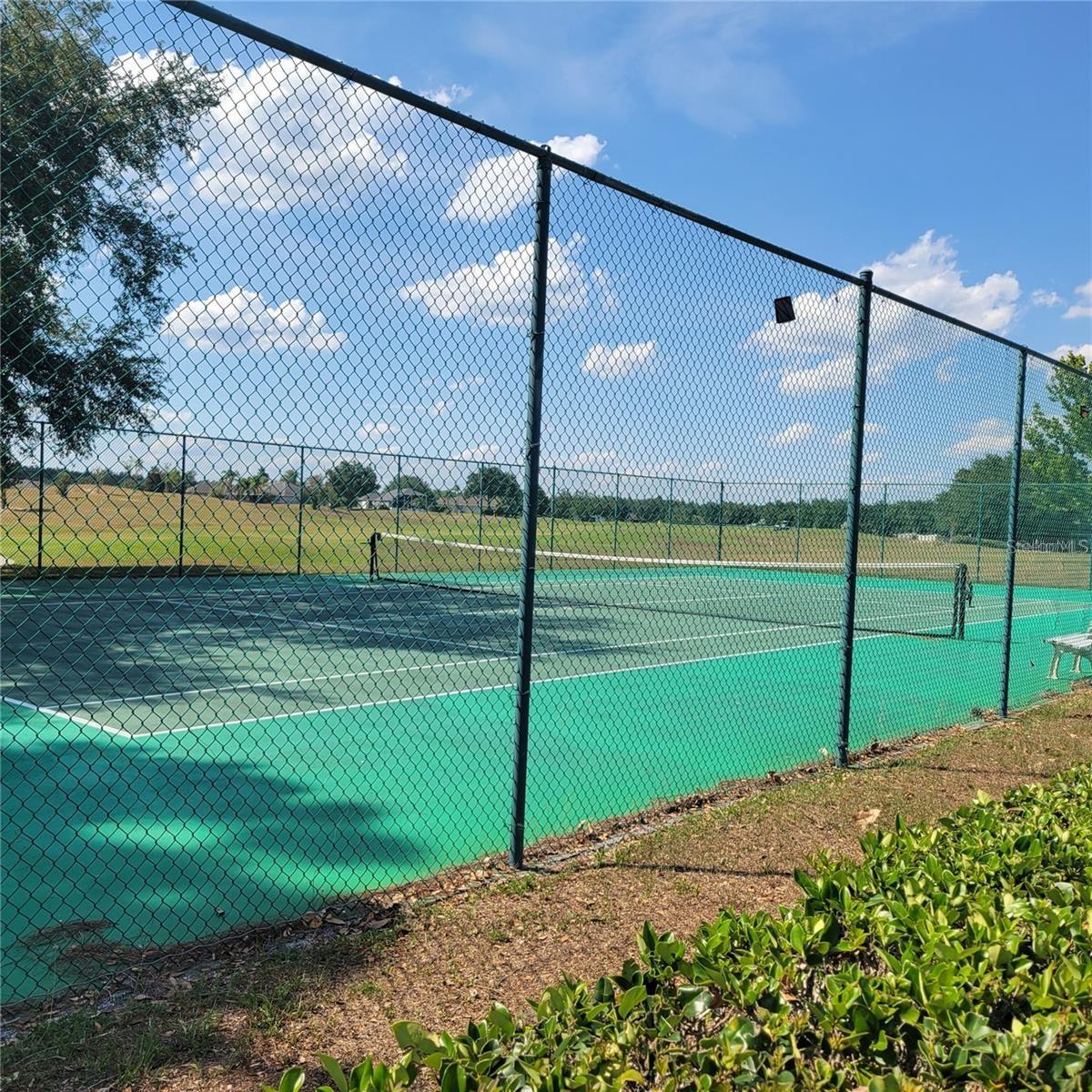 SHERMAN HILLS SEC 3 - Residential