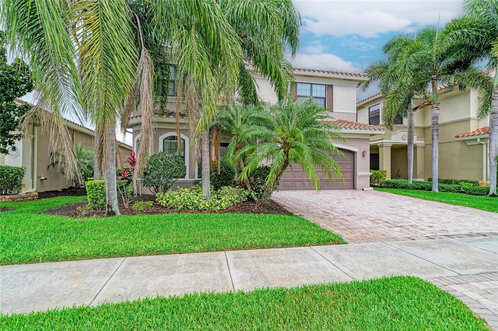RIVERSTONE - Residential