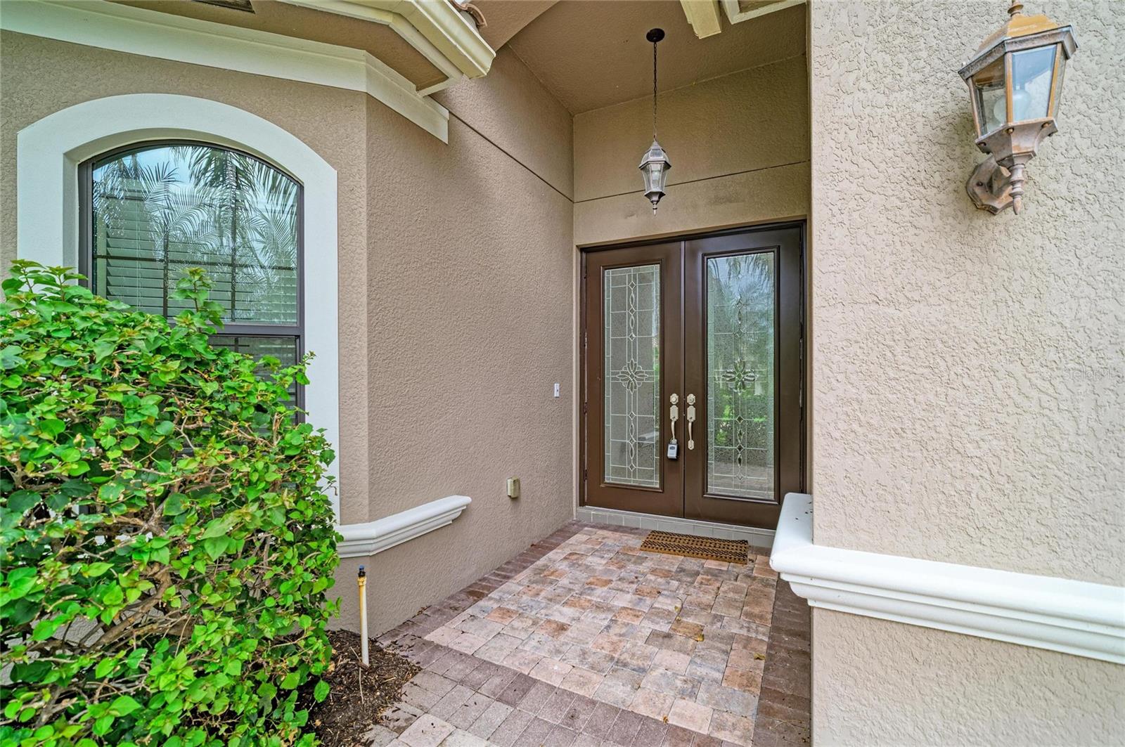 RIVERSTONE - Residential