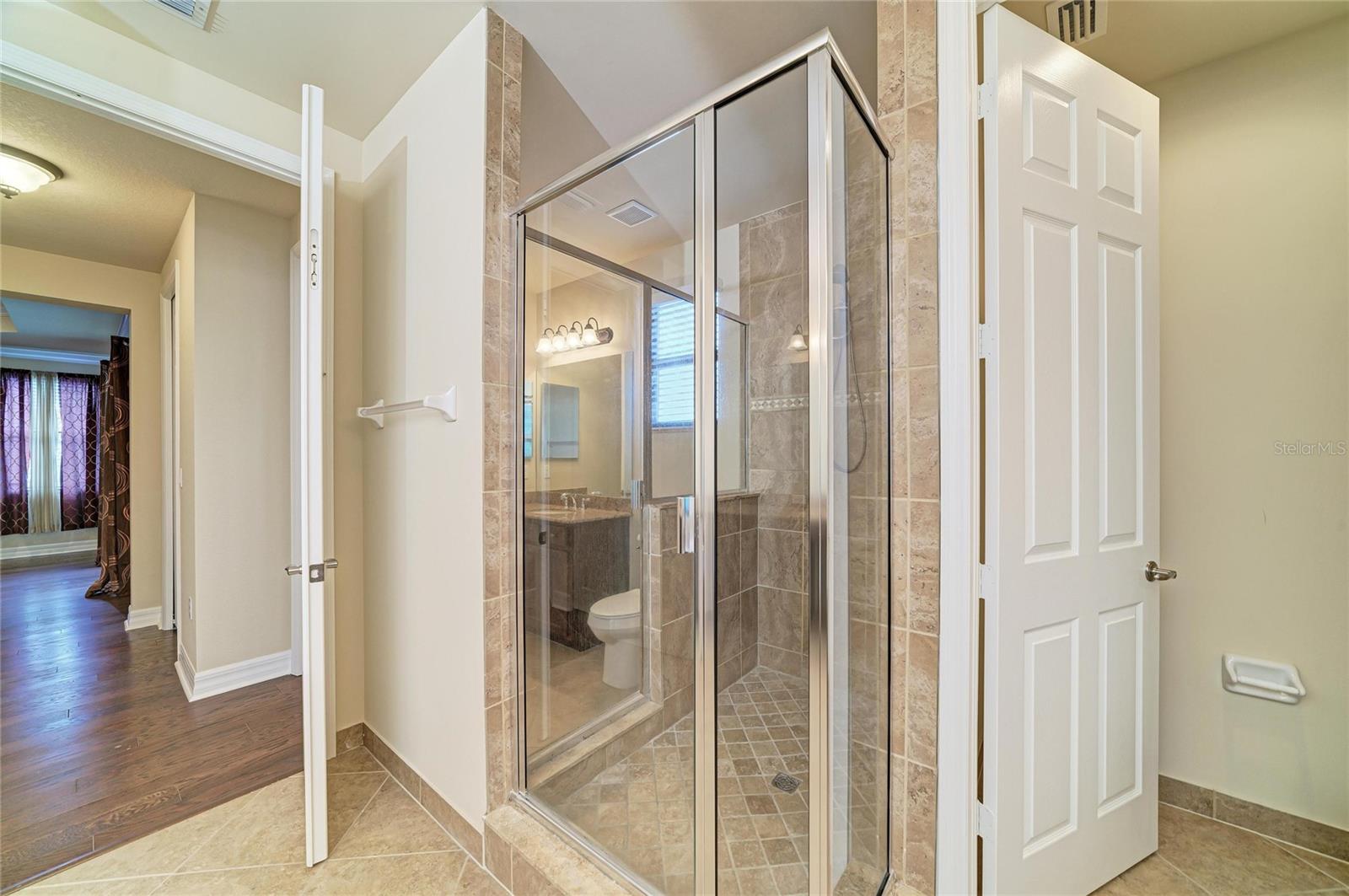 RIVERSTONE - Residential