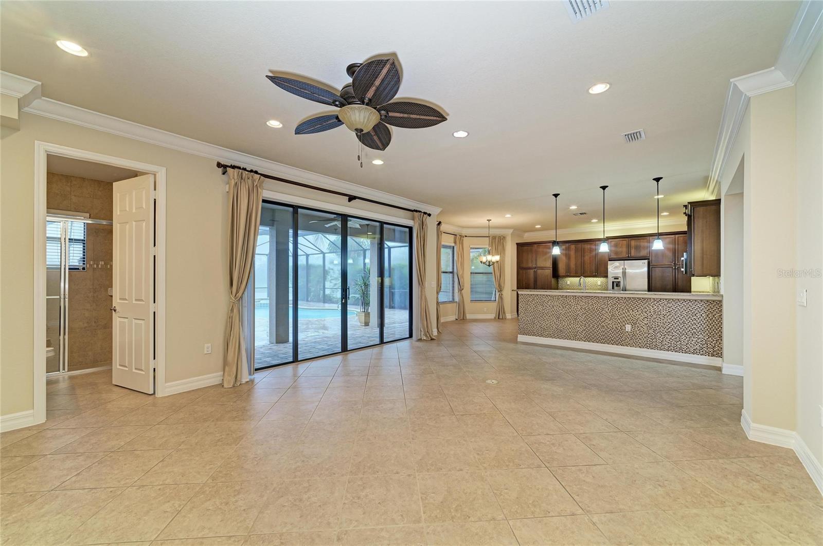 RIVERSTONE - Residential