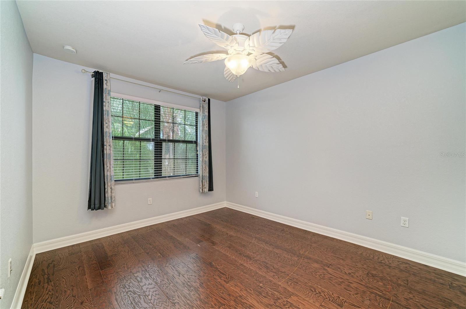 RIVERSTONE - Residential