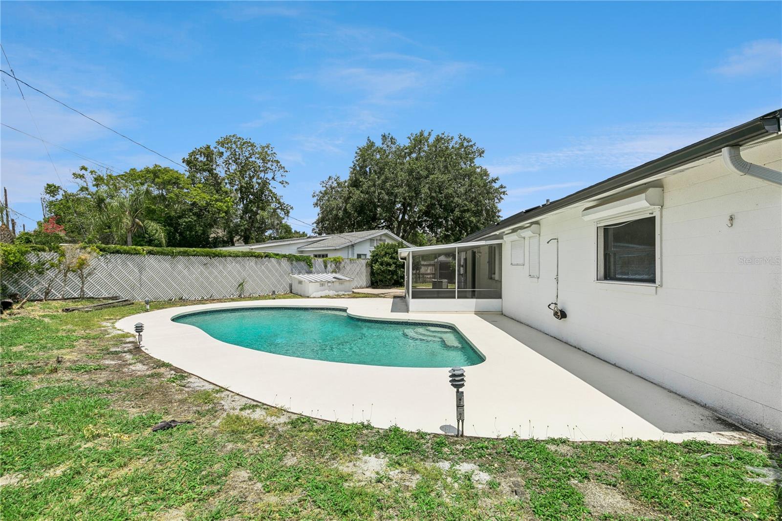 OAKLAND ESTATES 1ST SEC - Residential
