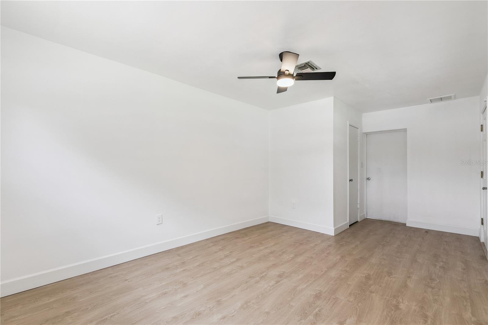 OAKLAND ESTATES 1ST SEC - Residential