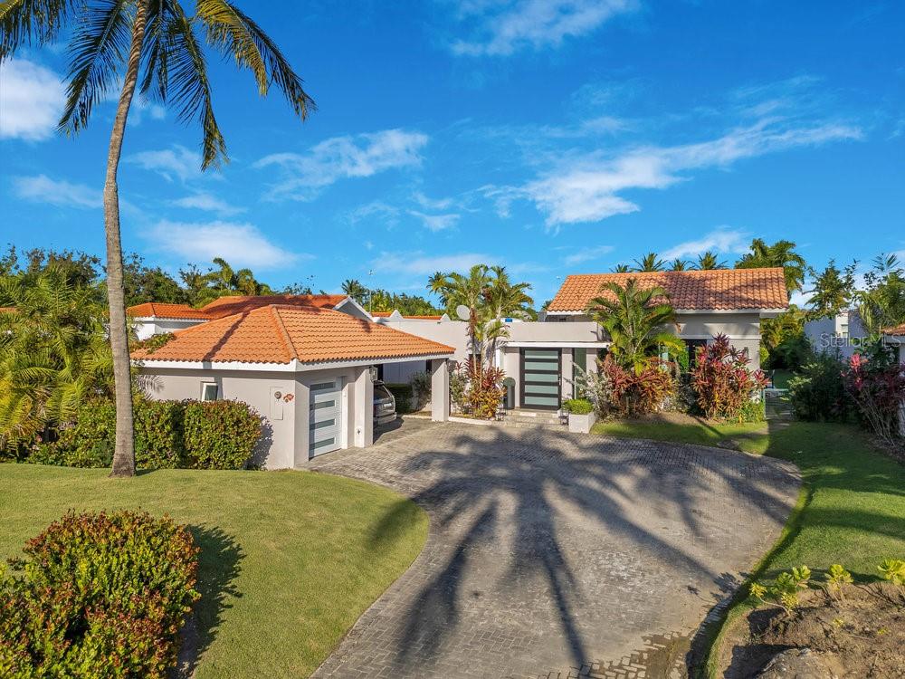 DORADO BEACH EAST - Residential