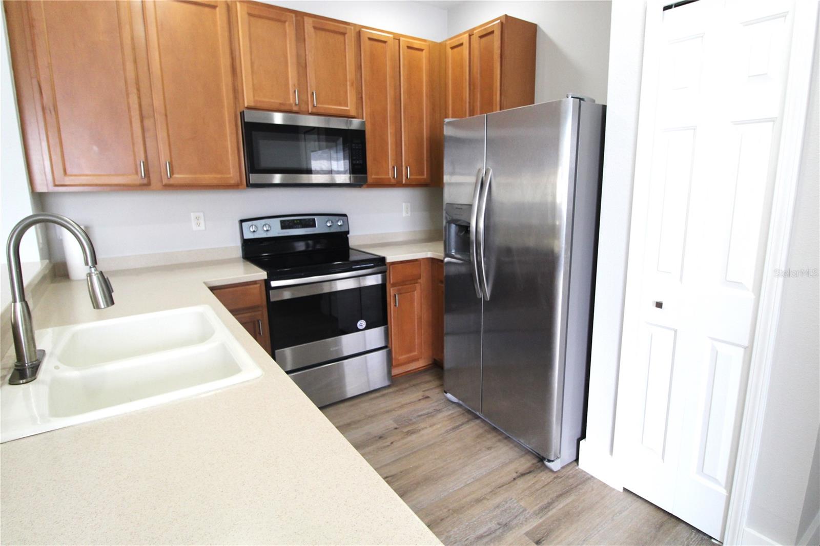 PARKRIDGE PH 33 & 19 - Residential Lease