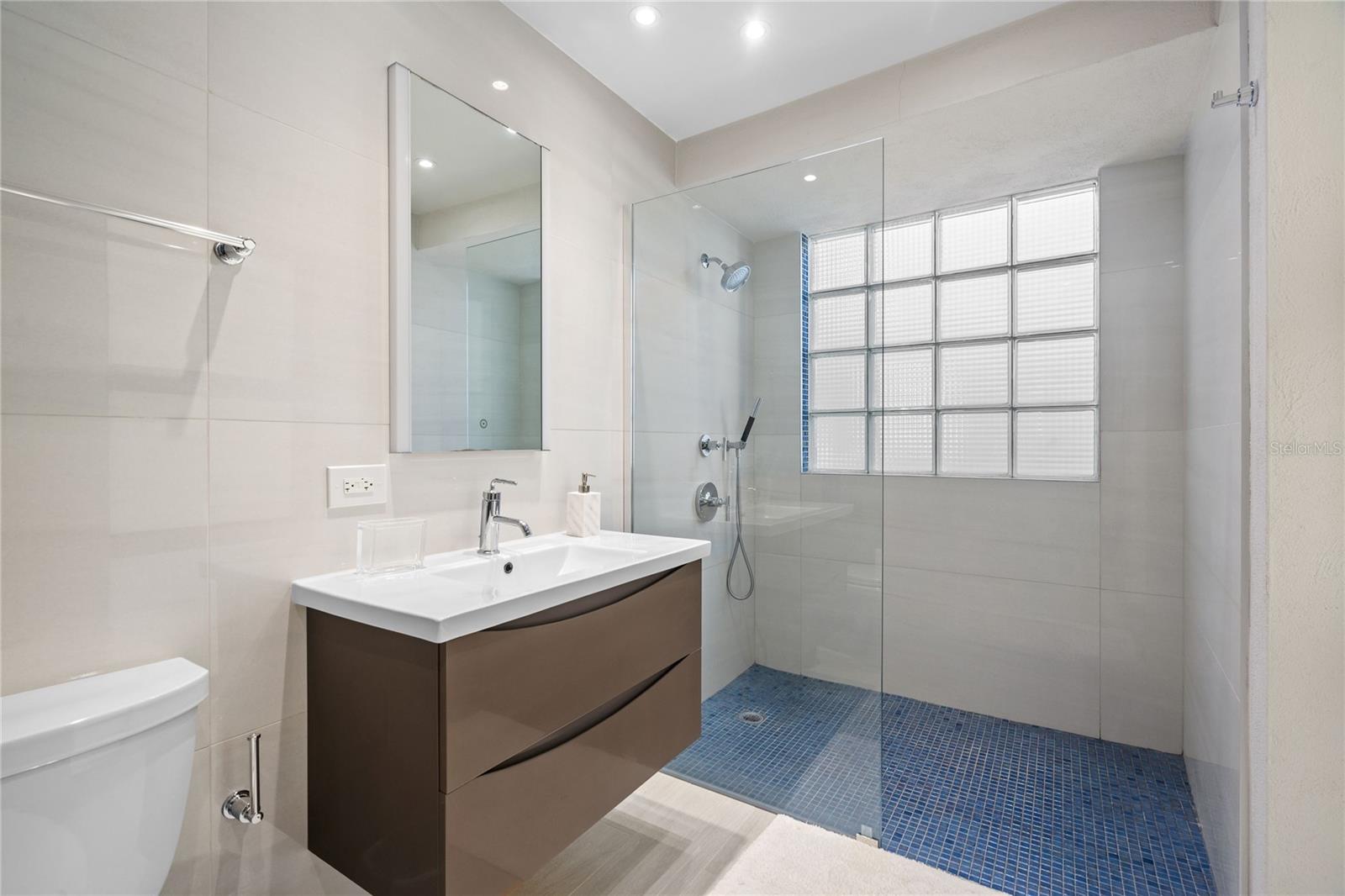 DORADO BEACH EAST - Residential