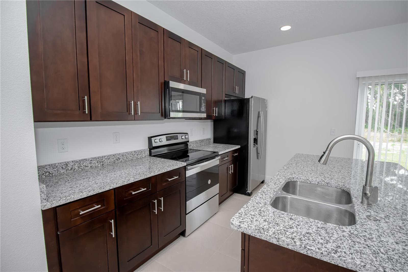 MARION OAKS UN 10 - Residential