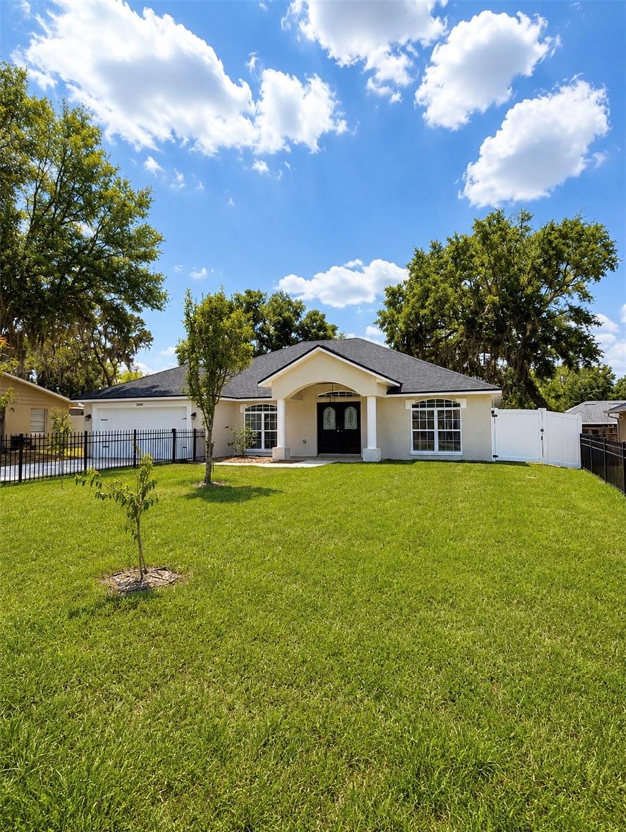 MAGNOLIA SHORES - Residential